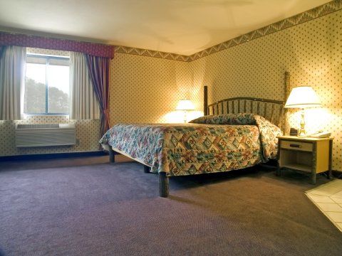 Saratoga Inn & Suites Cannon Falls Szoba fotó